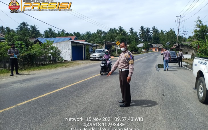 Stang Motor Disenggol Mobil, Pensiunan PNS Alami Luka Berat Dikepala