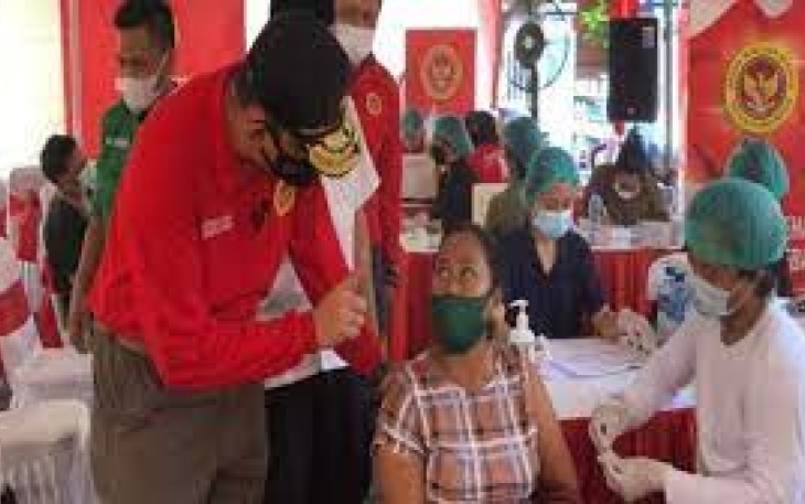 Meski Capaian Vaksinasi Dosis Pertama Hampir 70%, Masyarakat Harus Tetap Jaga Prokes