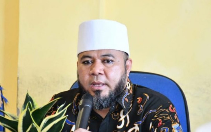 Walikota Bengkulu Helmi Hasan menjawab keluhan masyarakat yang belum puas akan pembangunan infrastruktur saat ini