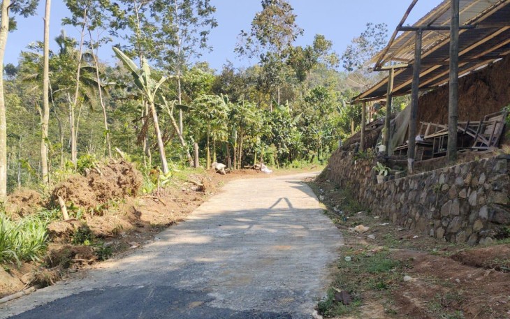 Jalan Mulus Harapan Warga Desa Tulungrejo Terwujud