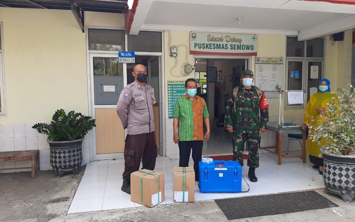 Pengawalan pengambilan vaksin