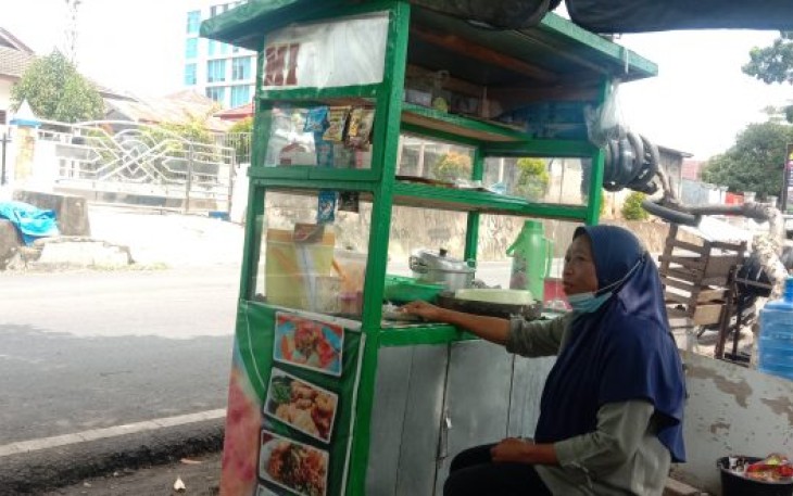 Bersyukur Masih Bisa Jualan Ditengah Pandemi dan Pemberlakuan PPKM