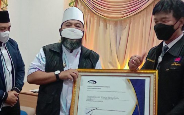 Walikota Terima Penghargaan dari BPKP 