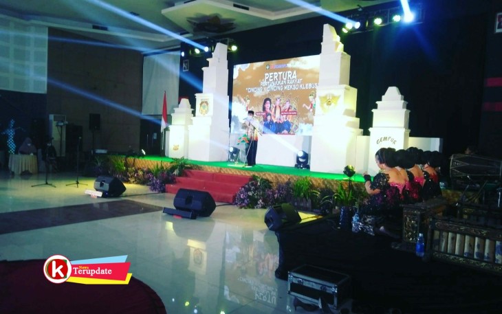 Walikota Blitar Santoso Buka Pertura Diskominfotik Kota Blitar Tahun 2021 (foto : Faisal NR / Klikwarta.com)