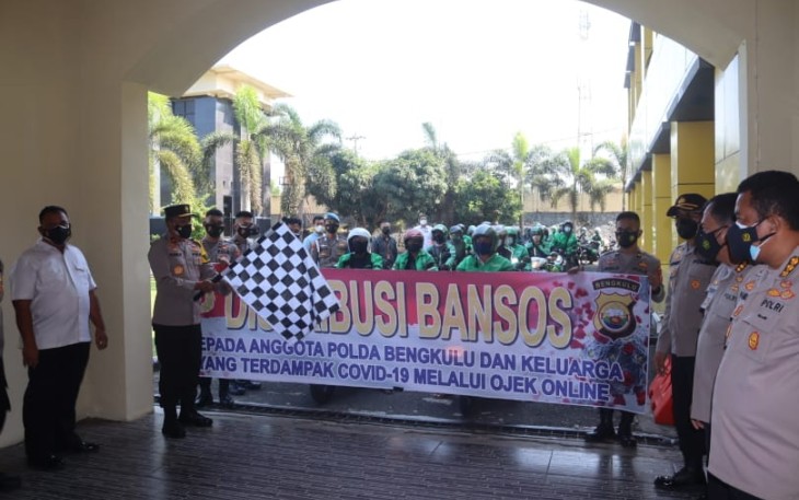 Polda Bengkulu Distribusi 150 Paket Sembako Untuk Anggota yang Isoman 