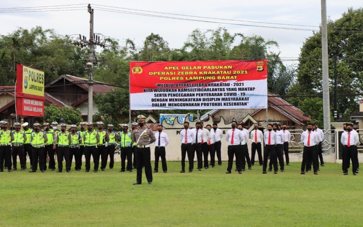 Polres Lambar Menggelar Apel Gelar Pasukan Dalam Rangka Razia Zebra Krakatau Tahun 2021