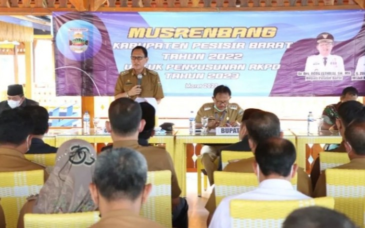 Musrenbang tahun 2022, penyusunan rencana kerja pemerintah daerah (RKPD) tahun 2023, di Aula Lamban Apung, kec.pesisir tengah, Selasa (22/03/2022).