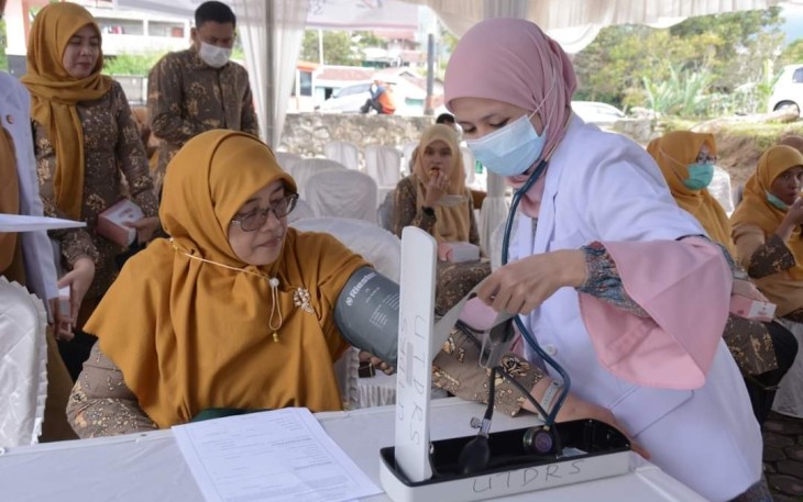 Suasana HUT IDI ke 72 di halaman RSUD Padang Panjang.