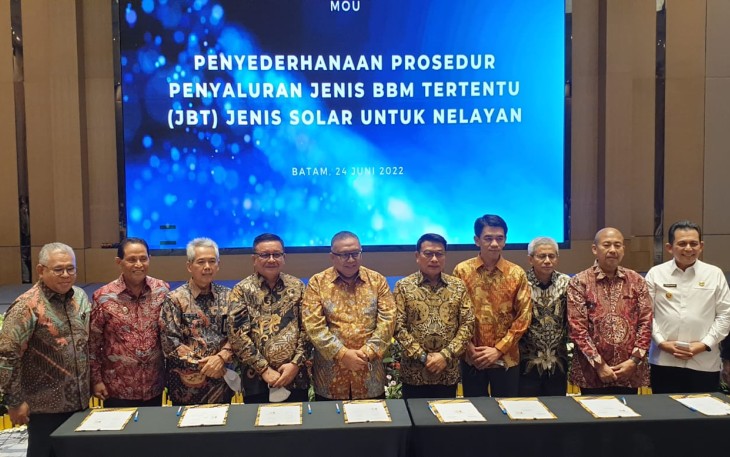 Walikota Bitung saat menghadiri rapat koordinasi KSP RI di kepulauan Riau, Jumat (24/6/22).