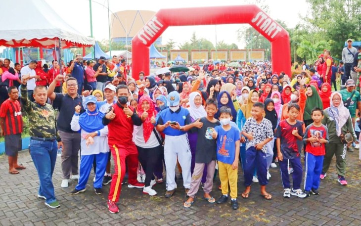  Polres Bintan saat Laksanakan Car Free Day dan Olah Raga Bersama Ribuan Peserta