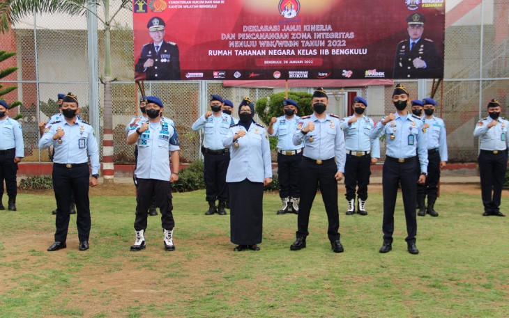 Rutan Kelas IIB Bengkulu melaksanakan Deklarasi Janji Kinerja serta Penandatanganan Komitmen Bersama Pembangunan Zona Integritas WBK WBBM