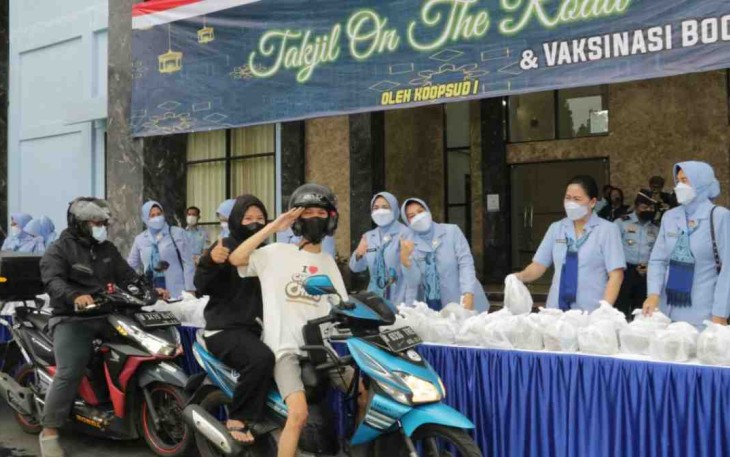 Takjil On The Road dan Vaksinasi Booster Ala Koopsud I