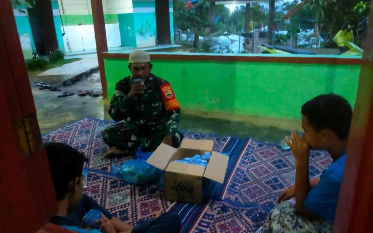 Indahnya Ramadhan, Buka Puasa Bersama Masyarakat Desa Binaannya