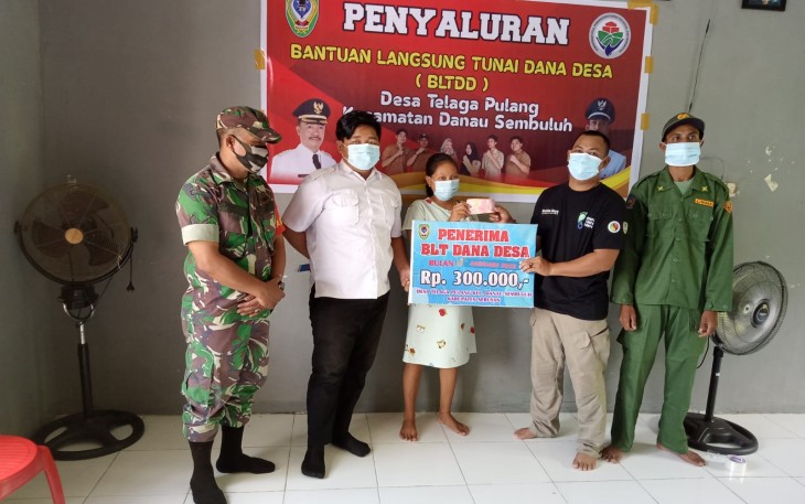 Babinsa Telaga Pulang Terapkan Prokes