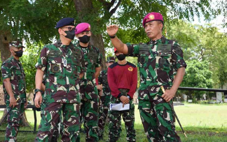Pengarahan Dankodiklatal saat meninjau Lattek Materi Dopper Siswa Dikko Angkatan 168, Kamis (21/4/22)