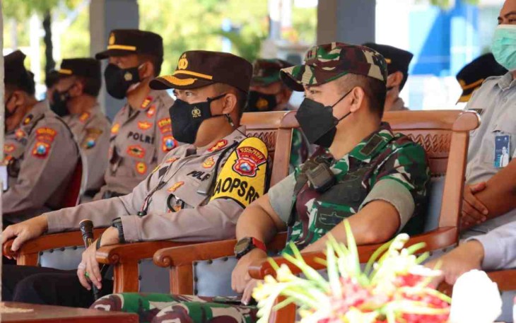 Dandim Pacitan hadiri apel pasukan operasi Ketupat Semeru. Jum'at (22/4/22)