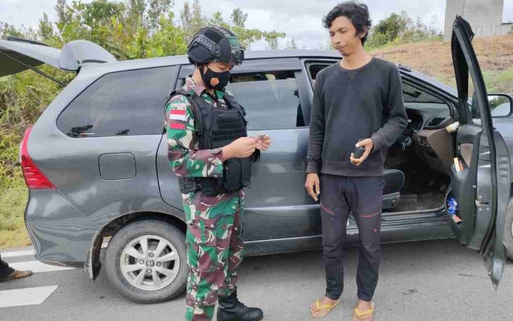Satgas Yonif 144/JY gencarkan sweeping di perbatasan. Minggu (24/4/2022)