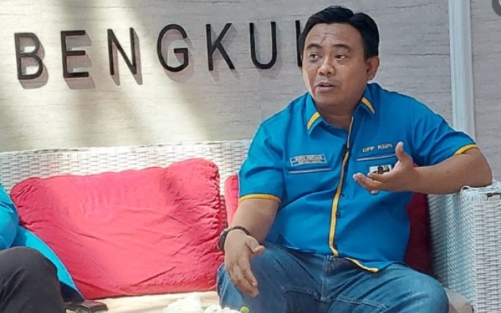 Ketua Umum DPP KNPI Haris Pertama saat mengisi acara di salah satu stasiun televisi di Bengkulu.