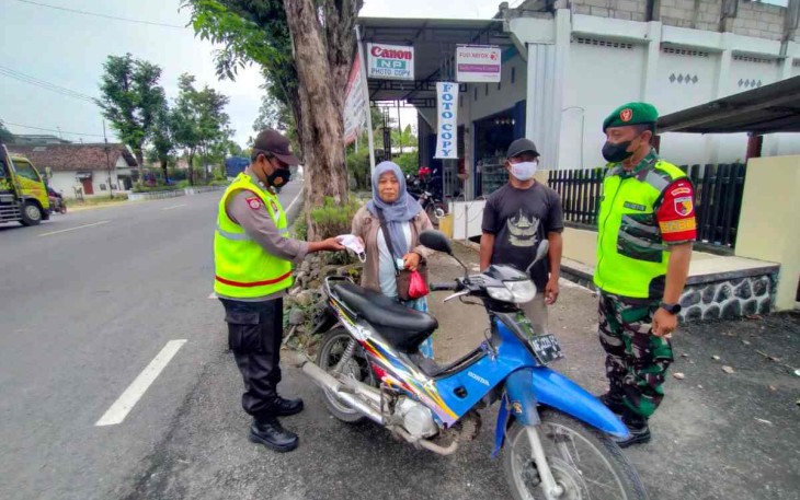 Himbau masyarakat untuk patuhi protokol kesehatan. Jum'at (06/05/2022)
