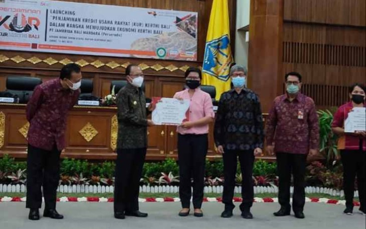 Gubernur Bali launching Jamkrida Bali Mandara di Wisma Sabha Utama. Jum'at (13/05/2022)