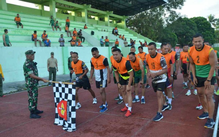 Garjas periodik anggota Korem 073/Mkt di stadion  Kridanggo Salatiga