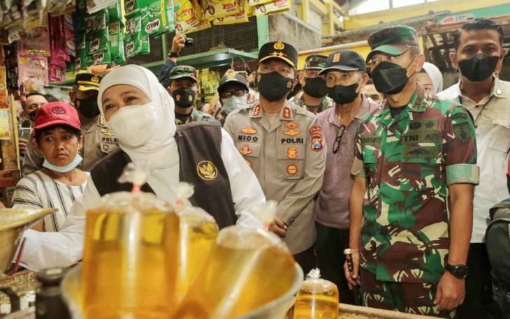 Gubernur Jatim cek harga migor curah di Pasar Soponyono Rungkut