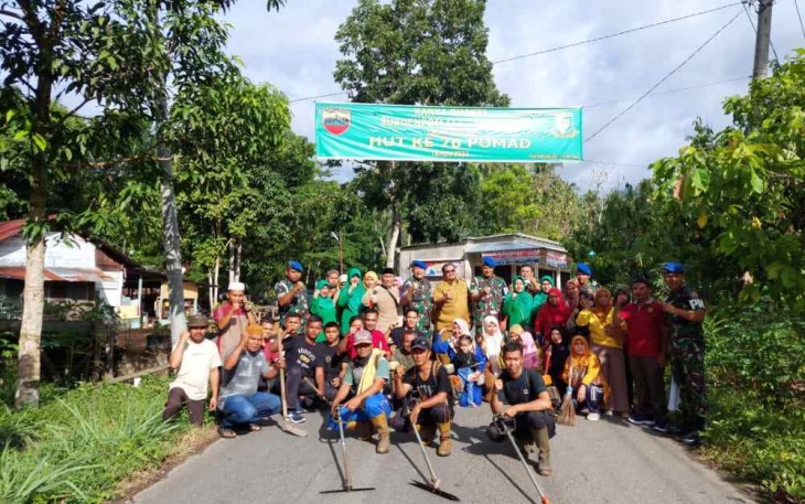 Foto bersama saat Subdenpom 1/2-7 Madina gelar karya bhakti 