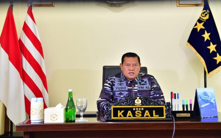 Kasal saat keynote speech seminar 