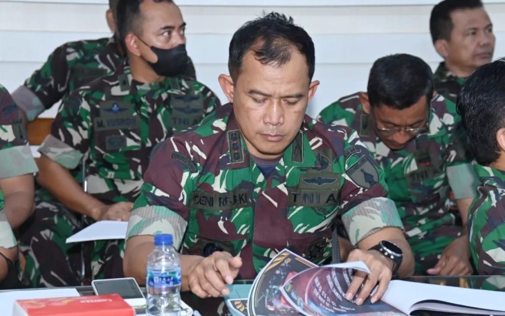 Danrem 081/DSJ saat mamaparkan kesiapan pelaksanaan Liga Santri di Makodam V Brawijaya 