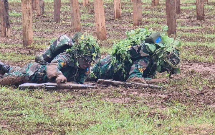 Latihan Perembesan Siswa Satdik-2 Kodiklatal Makassar 