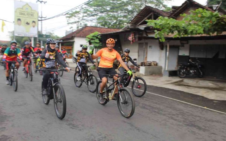Gowes ceria Dandim Trenggalek sambut Hari Bhayangkara Ke-76 