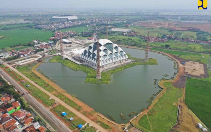 Cekungan Bandung sebagai destinasi wisata baru masyarakat 