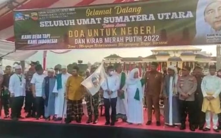 Habib Luthfi Ali Yahya Lepas Pawai Kirab Merah Putih