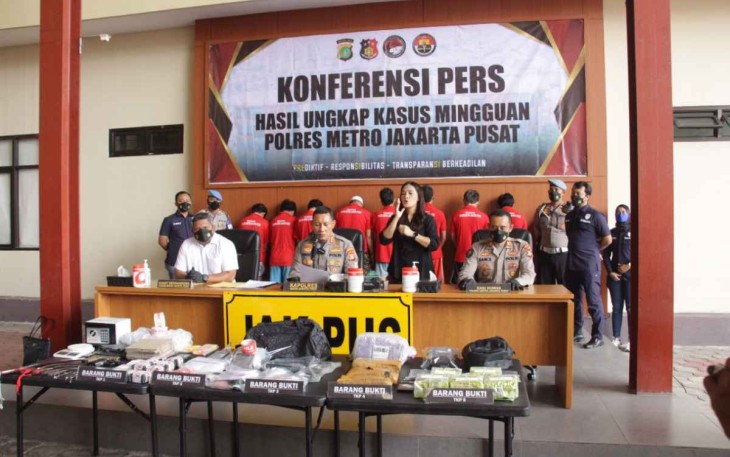 Polres Metro Jakarta Pusat saat press release ungkap kasus narkoba 