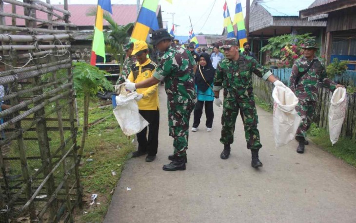 Bersih Sampah Kelurahan Jenebora