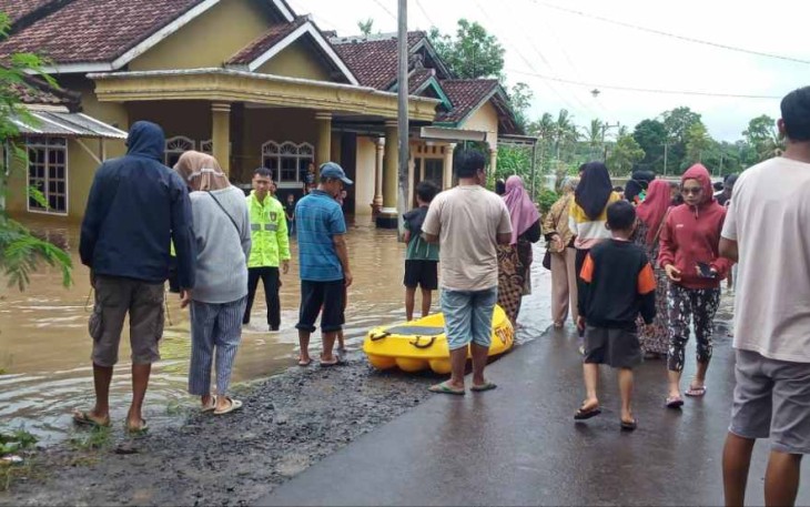 Banjir di desa Sukamaju Kecamatan Sidomulyo Lampung Selatan 