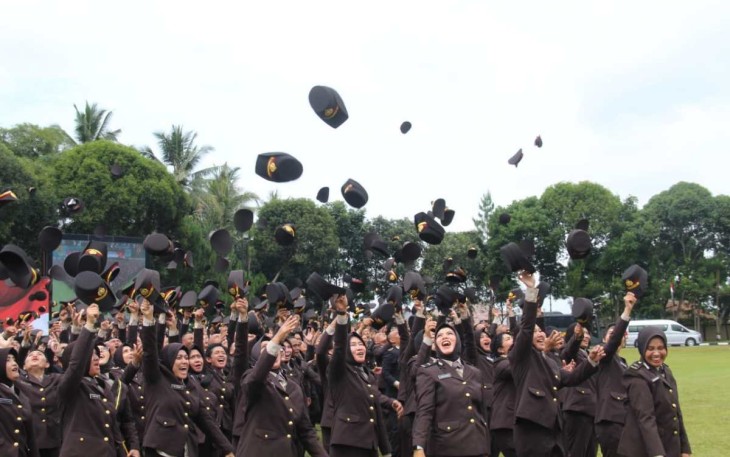 Sukacita 1.252 Bintara Menjadi Perwira Polri