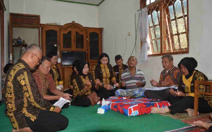 Anjangsana anggota PNS Korem 073/Mkt  dalam rangka HUT Korpri 
