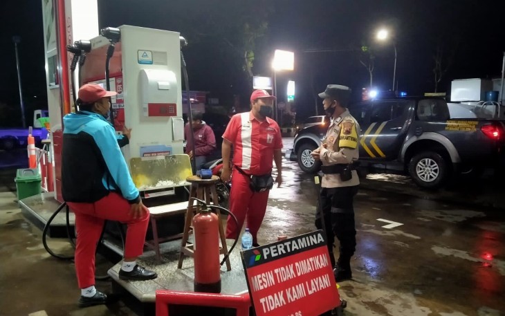 Patroli malam hari anggota Polres Banjarnegara 
