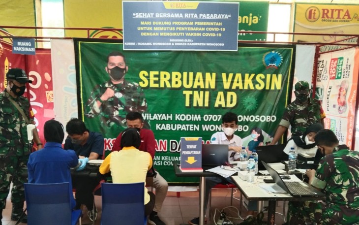 Dandim 0707/Wonosobo Pantau Pelaksanaan Serbuan Vaksin