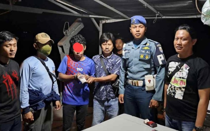 N (23) tersangka membawa narkoba jenis sabu