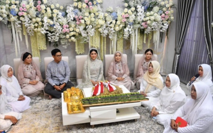 Pengajian Khataman Al Qur'an di rumah calon mempelai wanita di Kabupaten Sleman Yogyakarta, Kamis (8/12)