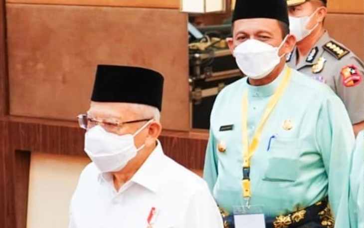 Wakil Presiden RI Ma'ruf Amin saat bersama Gubernur Kepulauan Riau H. Ansar Ahmad