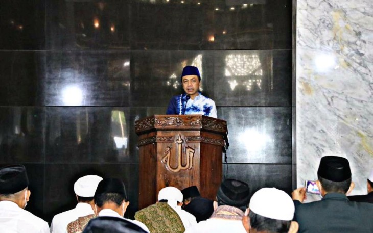 Wakil Bupati Blitar Rahmat Santoso Berikan Sambutan Hari Raya Idul Adha 1443 Hijriyah / 2022 Masehi di Masjid Agung Miftahul Jannah Kecamatan Wlingi Kabupaten Blitar