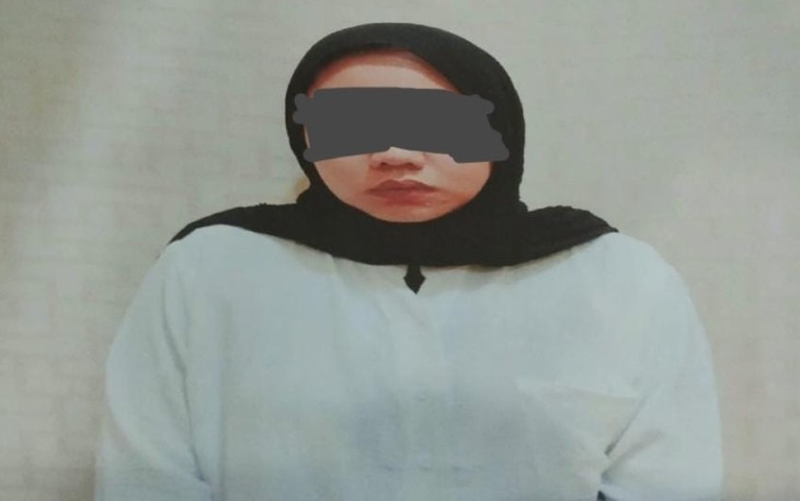 Tersangka saat diamankan aparat