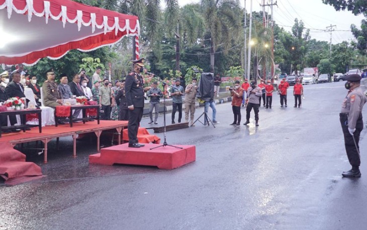 Walikota Bitung bersama Wakil Walikota dan unsur forkopimda saat mengikuti kegiatan upacara Taptu