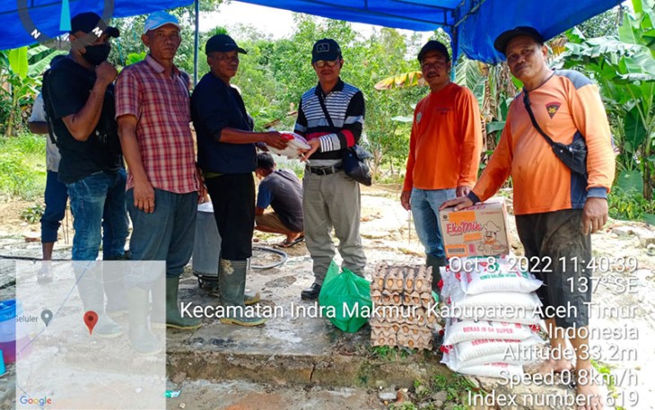 PTPN I saat Bantu Warga Terdampak Banjir di Indra Makmu