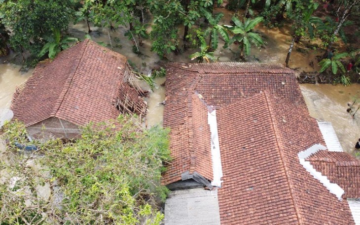 Pasca banjir merendam rumah warga