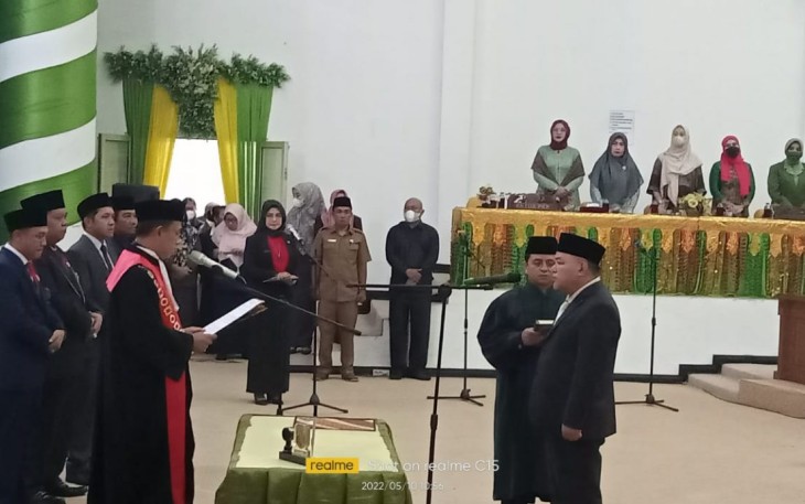 Pelantikan Wakil Ketua II DPRD Kabupaten Kepahiang 