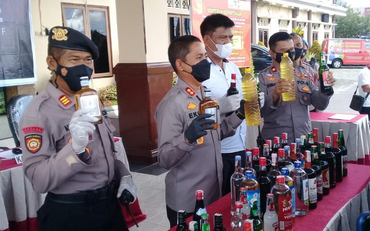Barang Bukti Ribuan Botol Miras Yang Disita Polres Klaten Dalam Ops Pekat Selama 3 Bulan